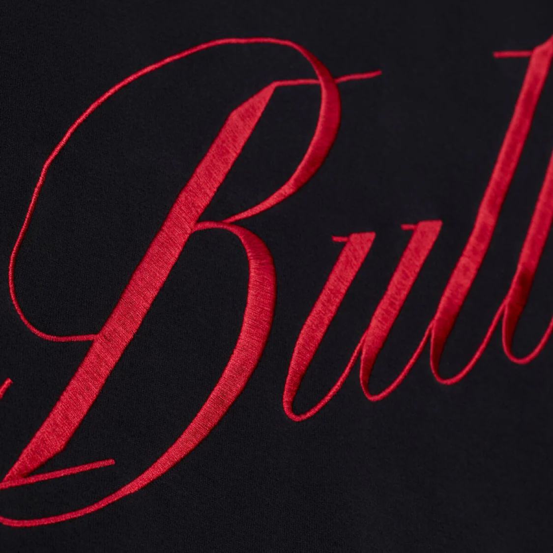 Ladies Chicago Bulls Mitchell & Ness Script Lightweight Crewneck - Image 3