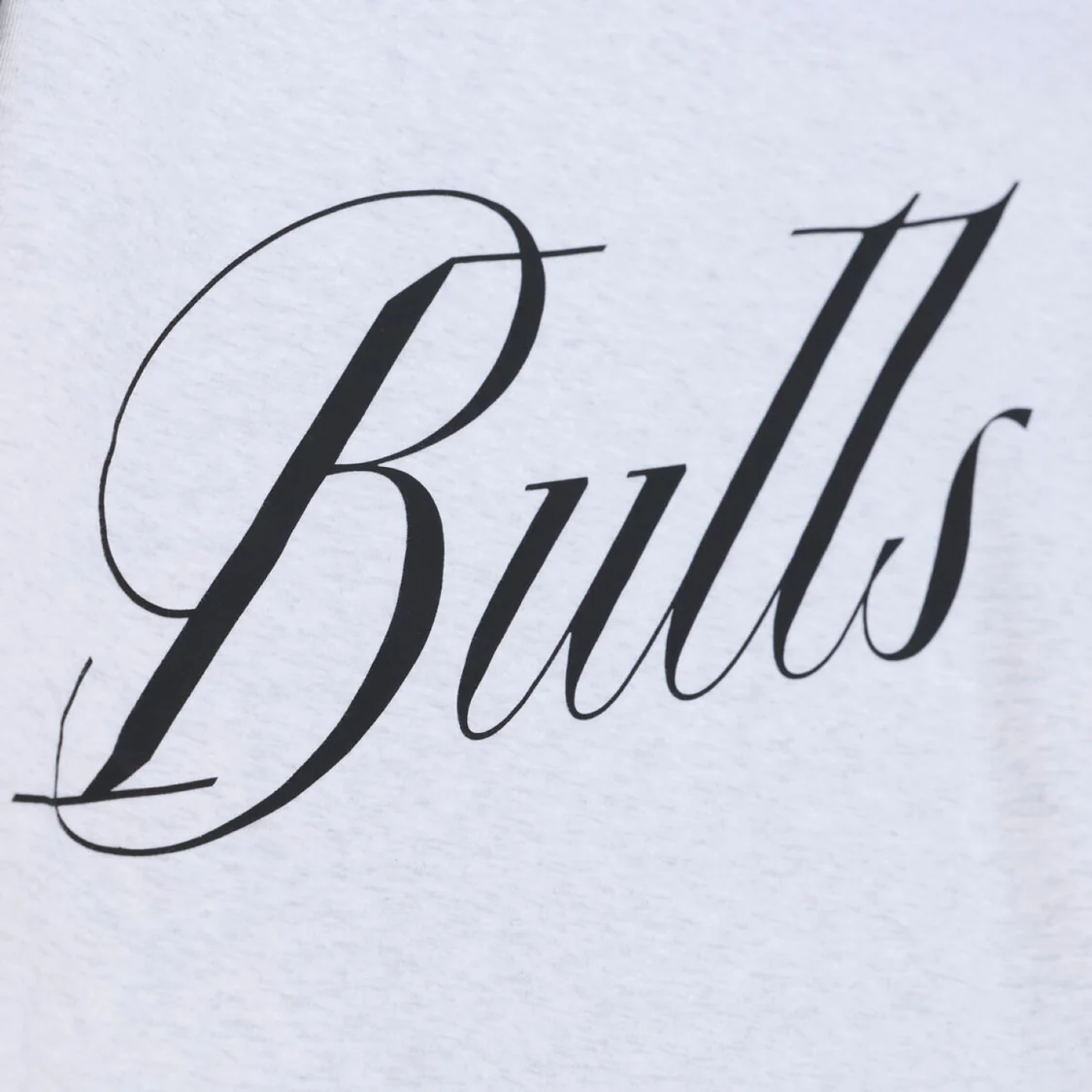 Ladies Chicago Bulls Mitchell & Ness Script Cropped T-Shirt - Image 3