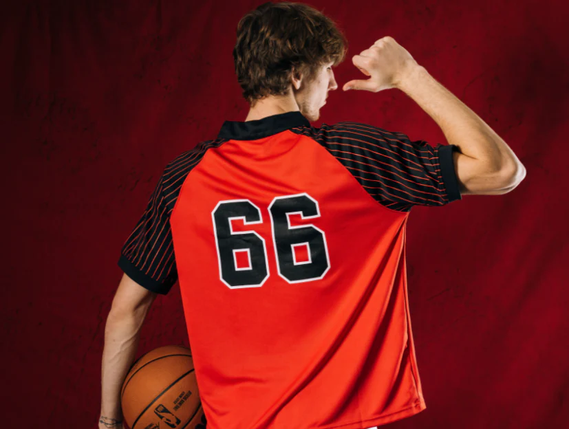 Chicago Bulls 1966 Soccer Jersey - Image 4