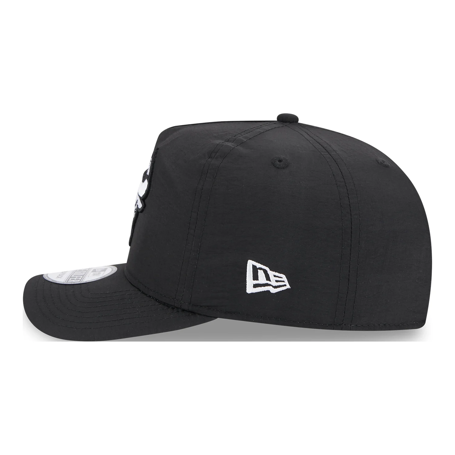 Chicago Bulls New Era Nylon Adjustable Black Golfer - Image 5