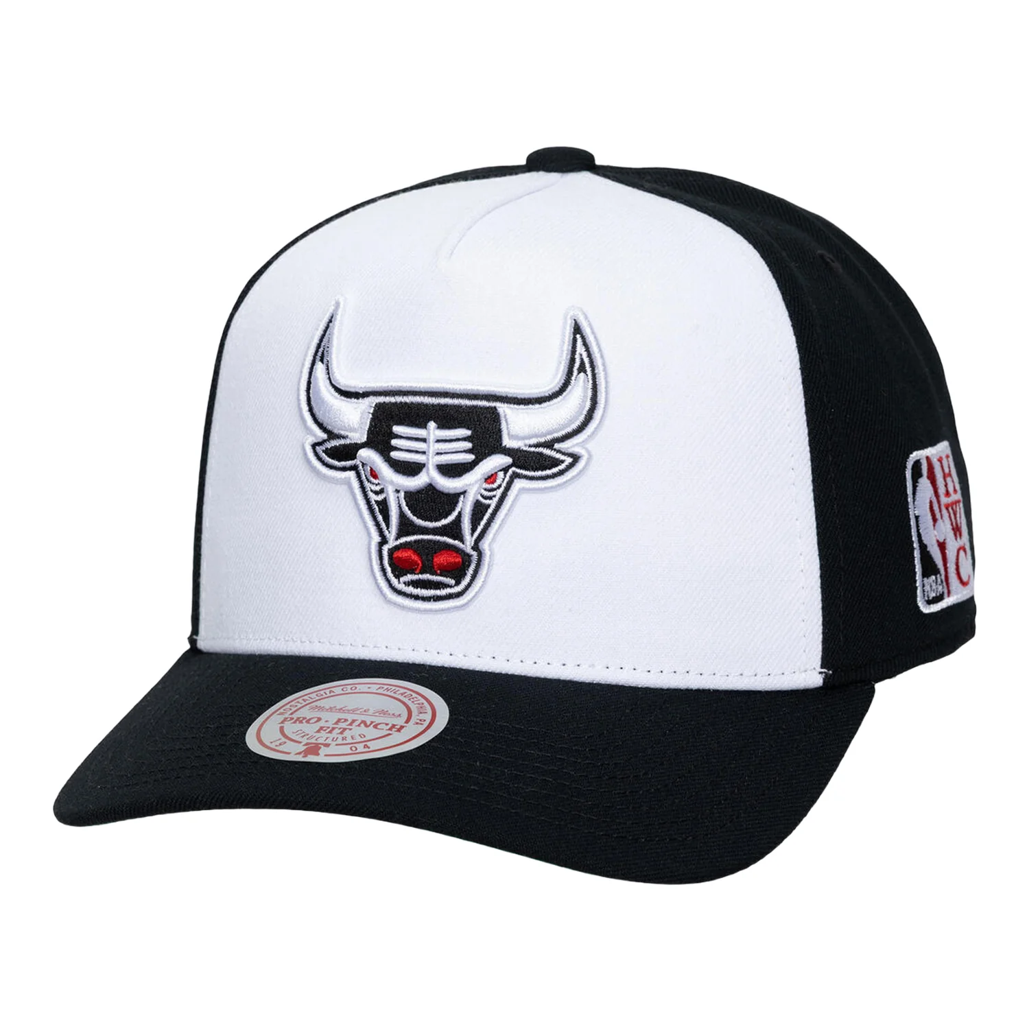 Chicago Bulls Mitchell & Ness Legendary Away Pro Snapback