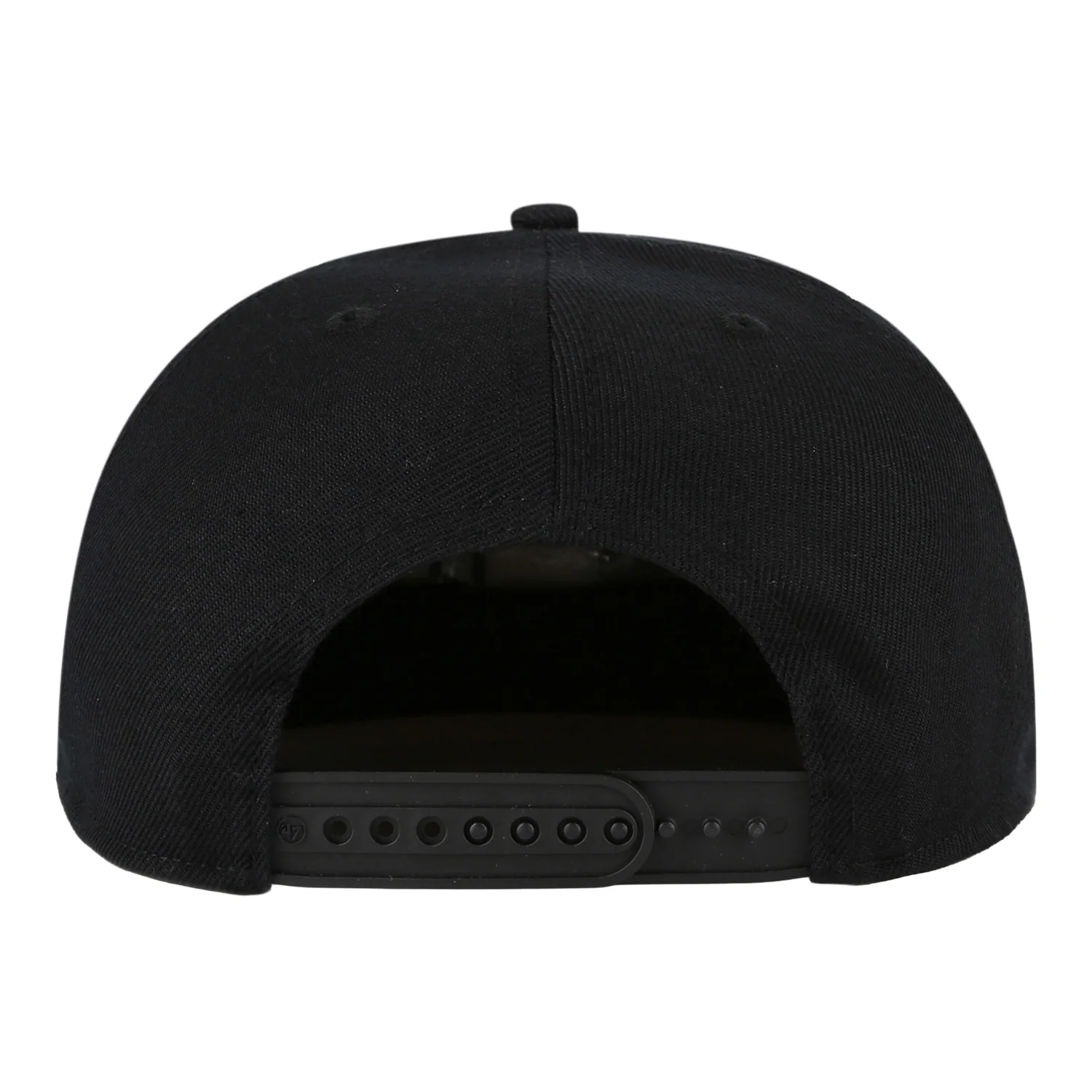 Chicago Bulls 47 Brand Contemporary Captain Relaxed Black Tonal Snapback - Image 2