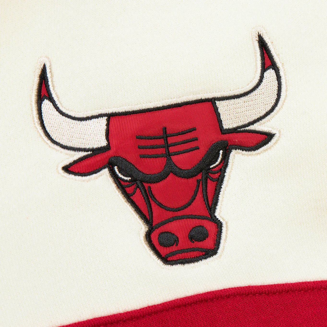 Chicago Bulls Mitchell & Ness Head Coach Colorblock Hoodie - Image 4