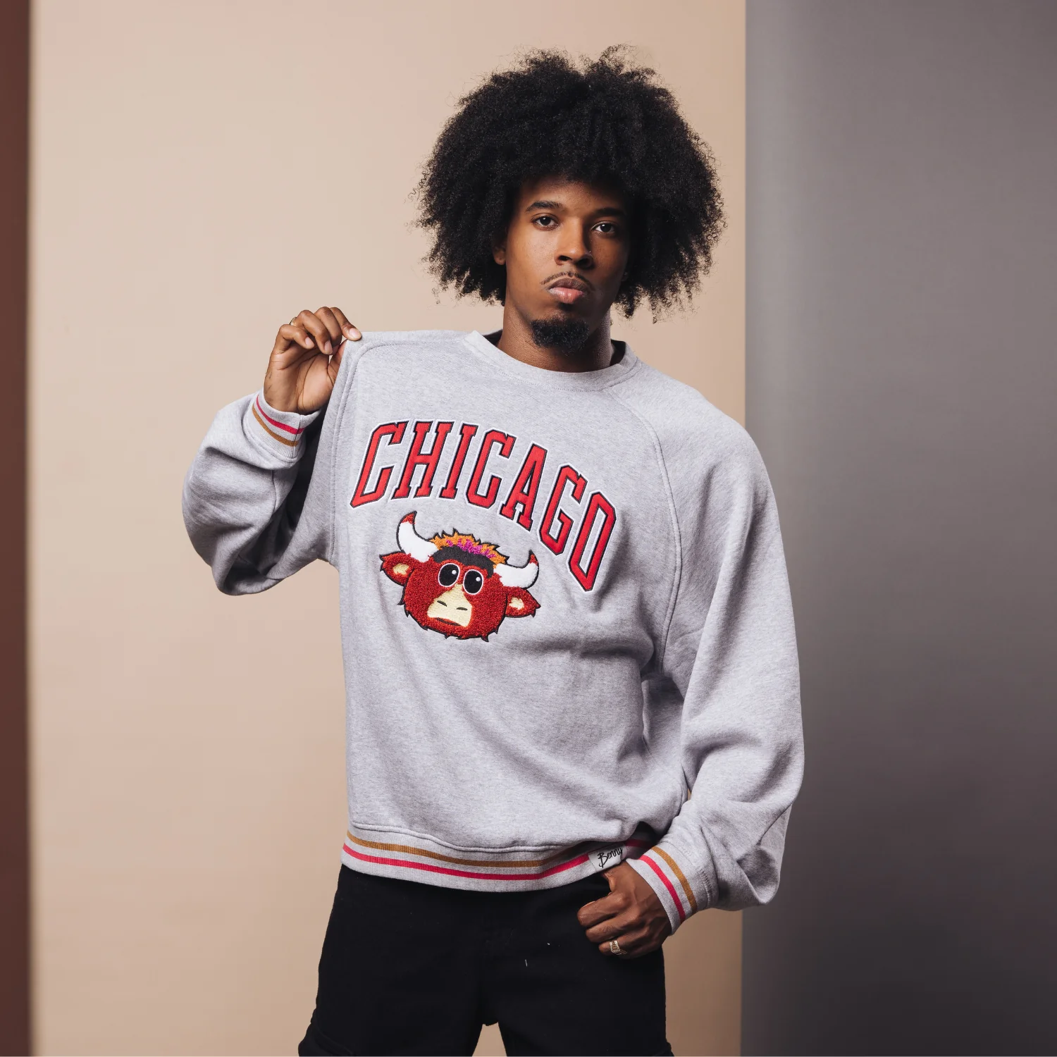 Chicago Bulls 1966 Benny Striped Crewneck - Image 2