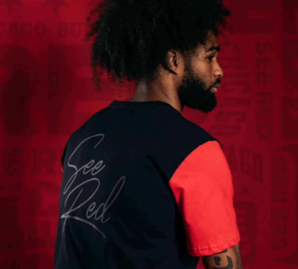 Chicago Bulls 1966 See Red Contrast Sleeve T-Shirt - Image 4